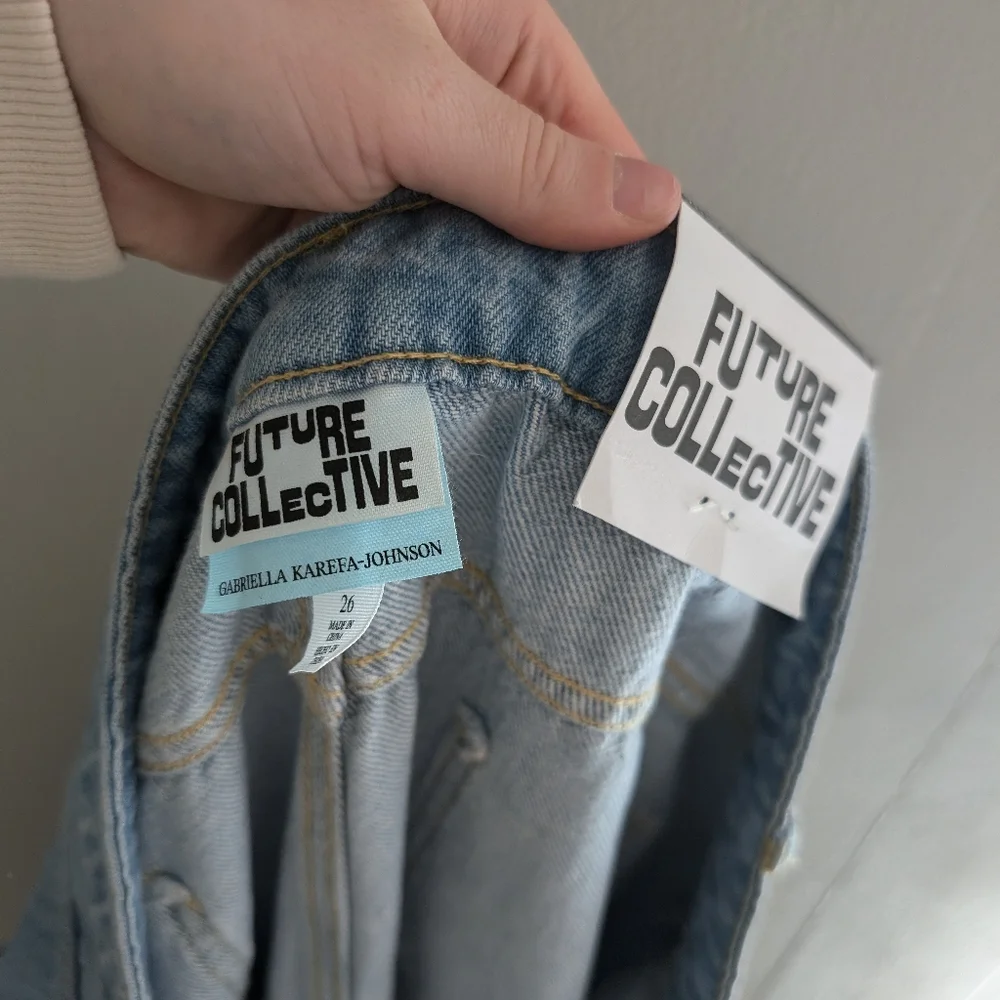NWT Future Collective Straight Leg Jeans - Picture 7 of 9